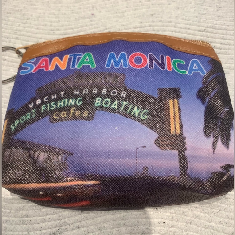 SANTA MONICA Los Angeles Zip Coin Purse with Keychain Ring Great for cha…